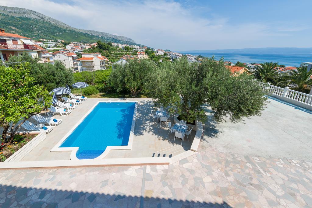 Villa Tomasovic With Pool In Подстрана Екстер'єр фото